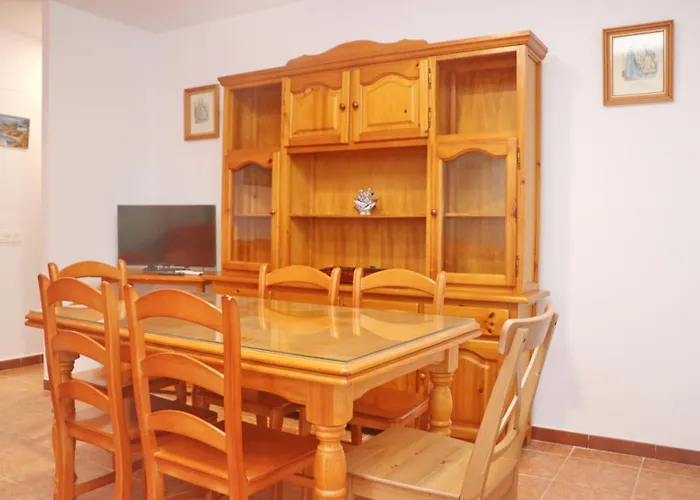 Seis Personas * Кониль-де-ла-Фронтера